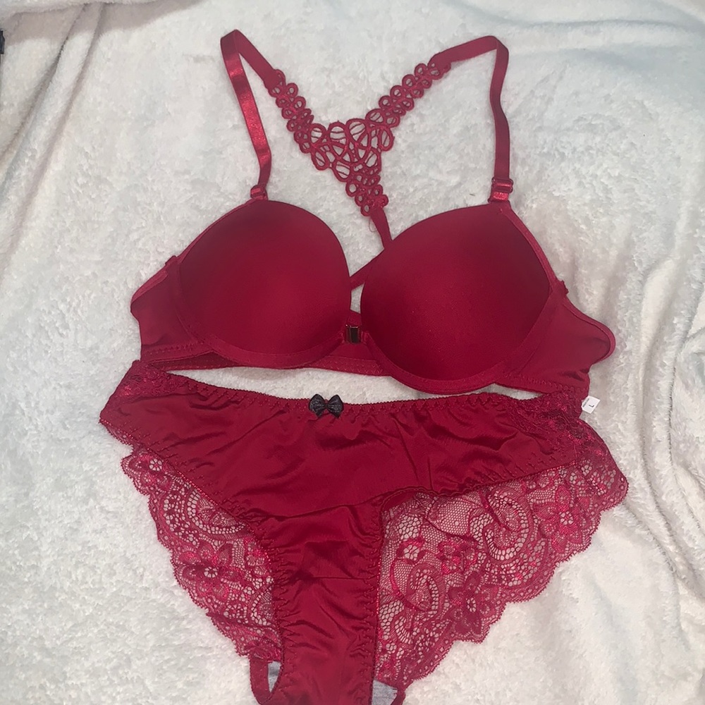 Red Lingerie Set